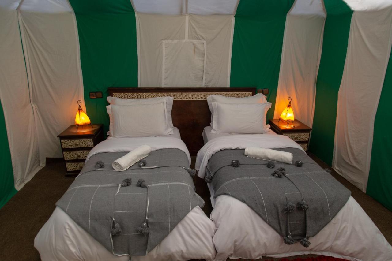 Erg Chebbi Dunes Desert Camp Hotel Мерцуга Екстериор снимка