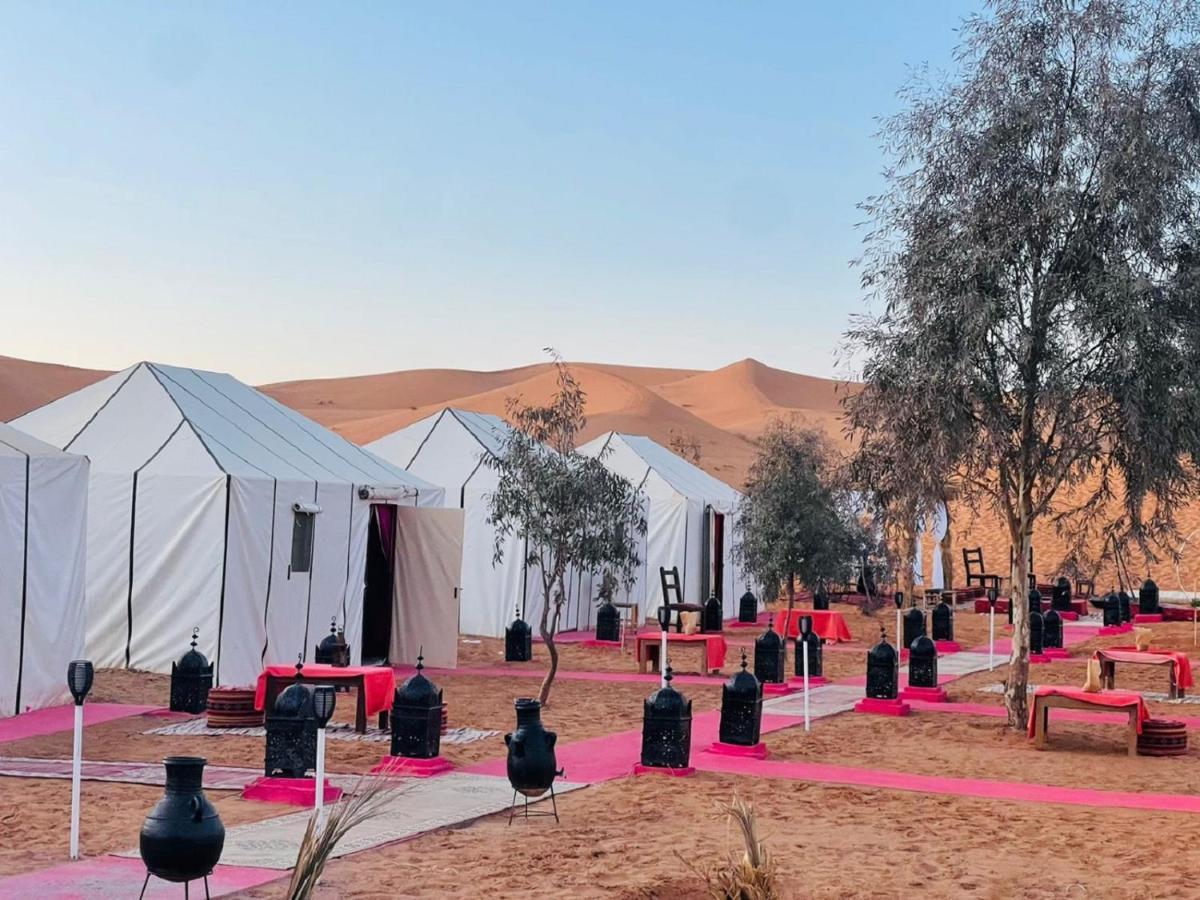 Erg Chebbi Dunes Desert Camp Hotel Мерцуга Екстериор снимка